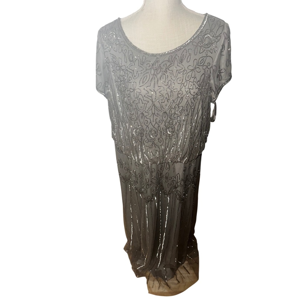 Adrianna Papell Women 18W Beaded Sequin Mesh Gown Grey Formal Maxi Dress FLAW